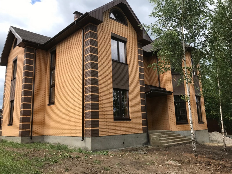 Коттедж по индивидуальному проекту в д. Старое Басово, Тульская область